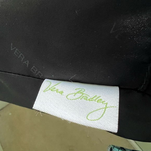 VERA BRADLEY Tote with 2 matching ZIPPER POUCHES (in CAMO FLORAL pattern) - Picture 12 of 13